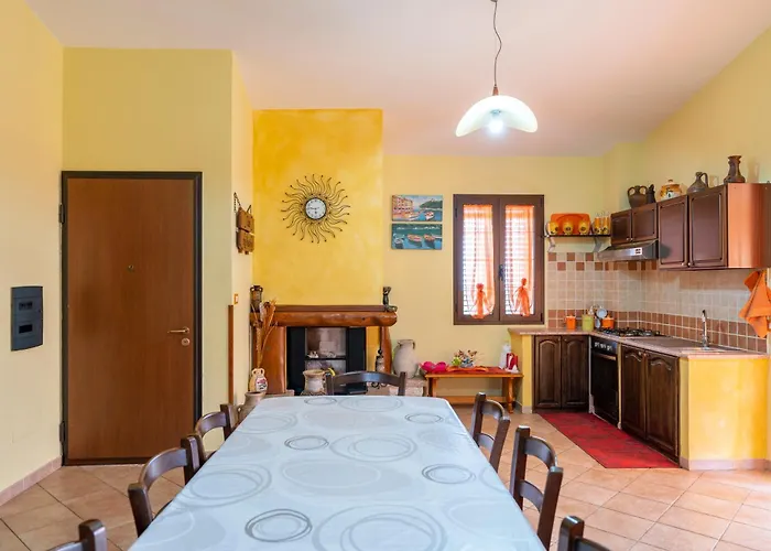 Su Castangiu Apartman